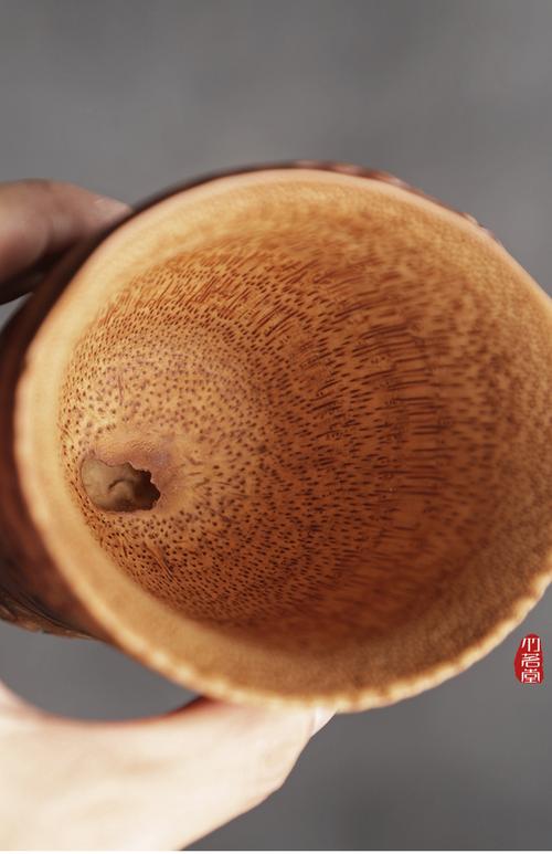 树根雕刻茶杯
